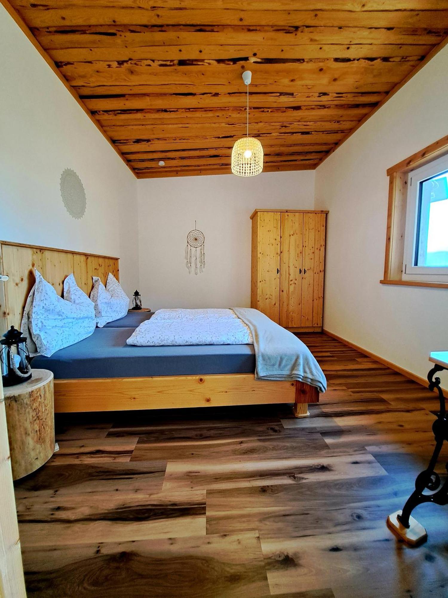 Erlebnisbauernhof Gutschi Ranch Kamp 部屋 写真